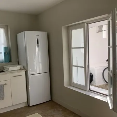 Beautiful Spacious House In بيت للعطل
