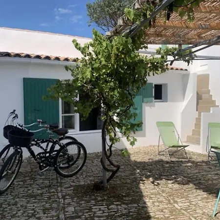 Beautiful Spacious House In بيت للعطل *